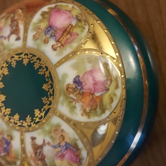 Never Used Porcelaine/Garanti RZR Old Vienna Trinket Dish, Vintage - Picture 2 of 6